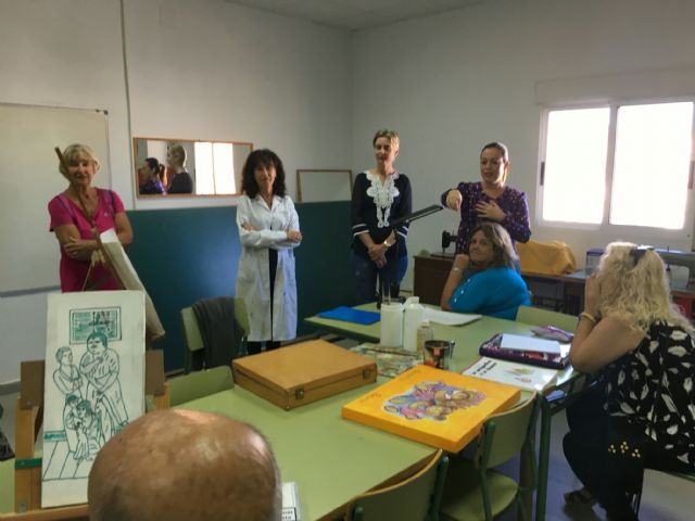 El Banco del Tiempo arranca el curso con 49 talleres semanales y 420 voluntarios inscritos - 3, Foto 3