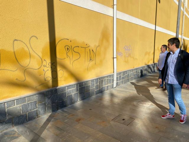 MC: La incapacidad de N. Arroyo provoca el malestar de la Armada - 3, Foto 3