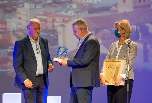 Primera edición de Compromiso Verdú, con la esperada visita de Vicente del Bosque, en un evento estratégico pensado para los industriales - 1, Foto 1