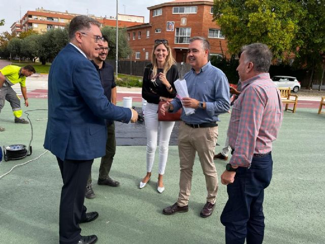 El Ayuntamiento prueba nuevos pavimentos para la zona liberada por el soterramiento - 1, Foto 1