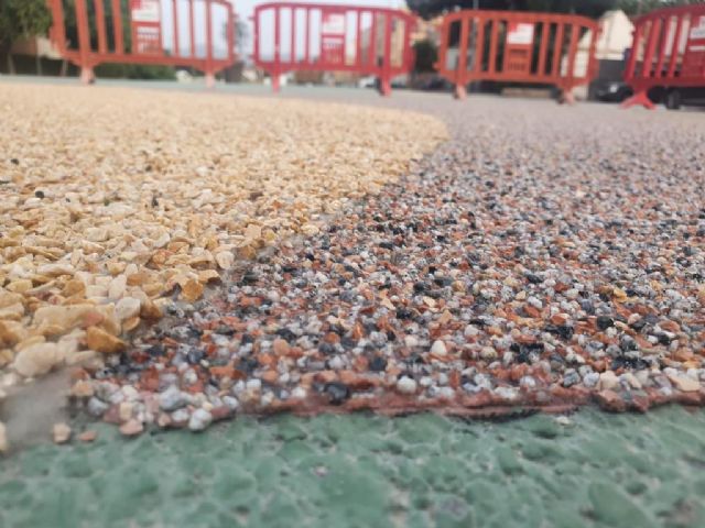 El Ayuntamiento prueba nuevos pavimentos para la zona liberada por el soterramiento - 4, Foto 4