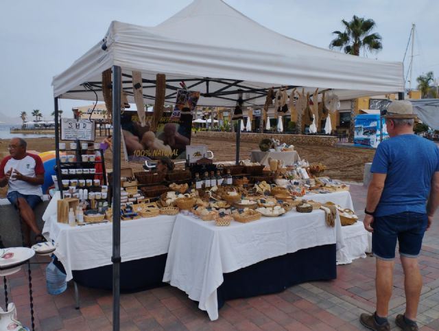 Mercado artesano en Puerto de Mazarrn, Foto 5
