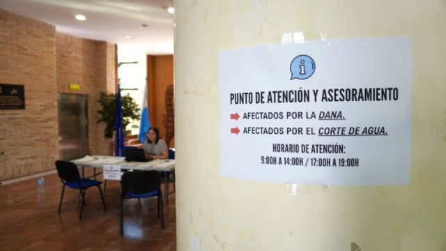 El Ayuntamiento de Los Alcázares habilita un punto de información y asesoramiento para afectados por la DANA ‘Alice’ y el corte de agua potable - 1, Foto 1