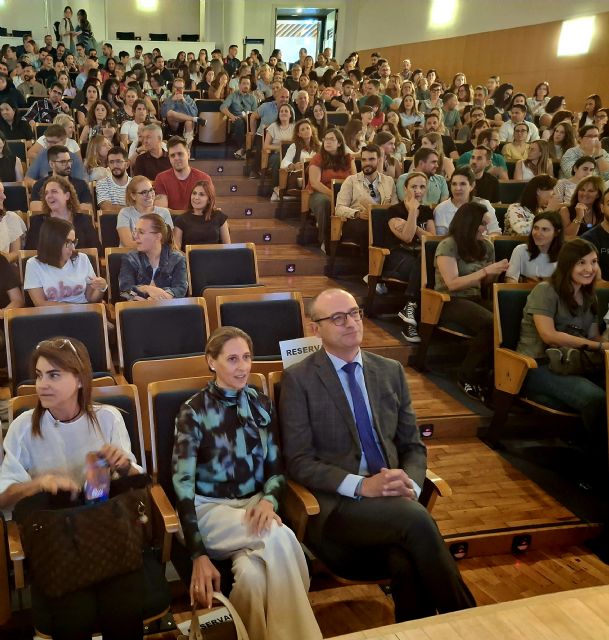 Marín da la bienvenida a cerca de 1..300 funcionarios docentes de Secundaria y Formación Profesional en prácticas - 1, Foto 1