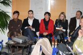 Decenas de vecinos participan en la asamblea vecinal en El Paretón-Cantareros - 13