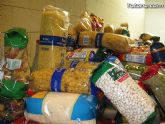 Cáritas y Adipsai reciben más de 700 kilos de comida y 200 litros de leche, aceite y zumos - 7