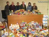 Cáritas y Adipsai reciben más de 700 kilos de comida y 200 litros de leche, aceite y zumos - 12