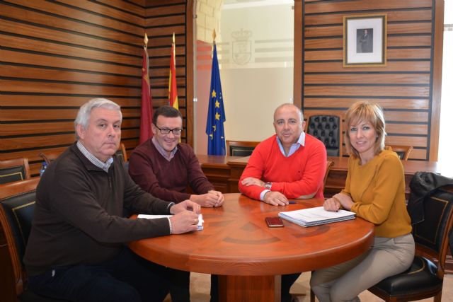 La Comunidad aporta 60.000 euros para llevar a cabo mejoras en instalaciones deportivas y arreglar aceras en Campos del Río - 1, Foto 1