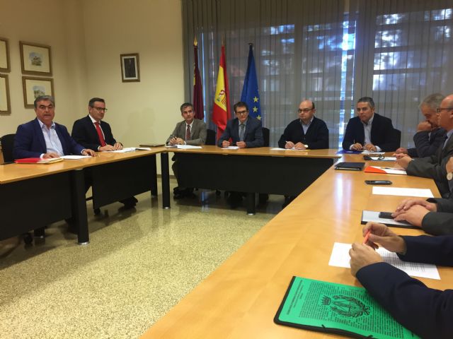 Conesa: Las soluciones a los problemas hídricos de la Región parten de la desalación y de mantener el Tajo-Segura - 2, Foto 2