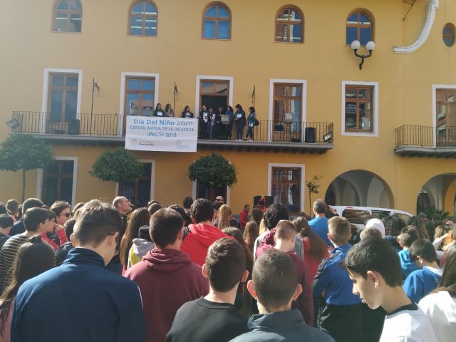 Alcantarilla ya cuenta con su placa indicativa de Unicef Ciudad Amiga de la Infancia - 1, Foto 1