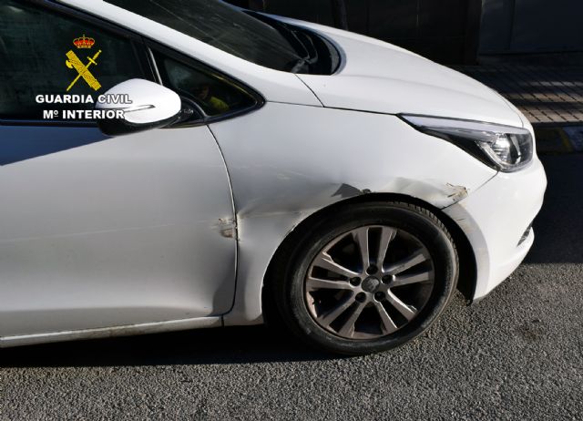 La Guardia Civil investiga en Yecla a un conductor por circular de forma temeraria y bebido - 2, Foto 2