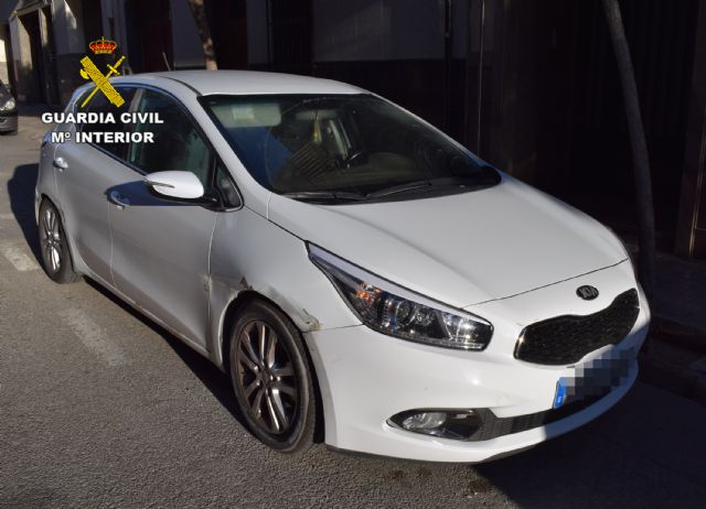 La Guardia Civil investiga en Yecla a un conductor por circular de forma temeraria y bebido - 3, Foto 3