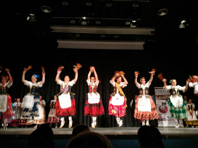 El Grupo de Coros y Danzas Virgen del Rosario de Torre Pacheco participó en el XVI Festival de Folclore Castellanos de Olid en Valladolid - 2, Foto 2