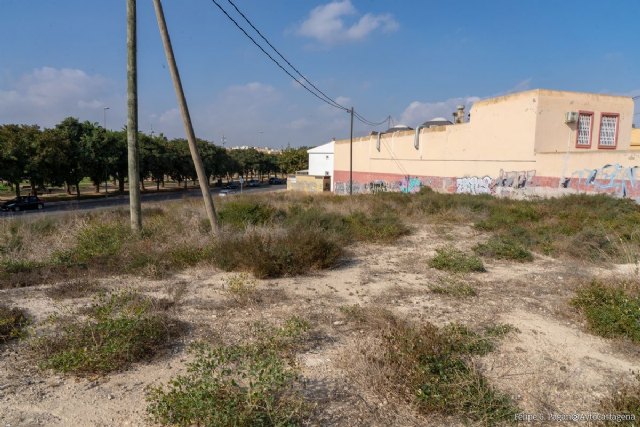 El Ayuntamiento cede una parcela municipal para ampliar el centro de salud de Barrio Peral - 1, Foto 1