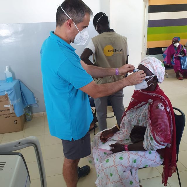 Azul en Acción realiza 330 cirugías en Senegal para devolver la vista a personas ciegas - 1, Foto 1