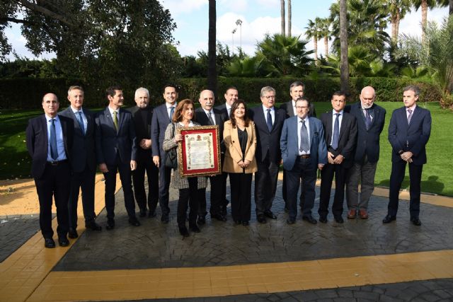 El Colegio de Abogados de Murcia entrega las medallas de plata a los letrados con 25 años de ejercicio profesional - 1, Foto 1