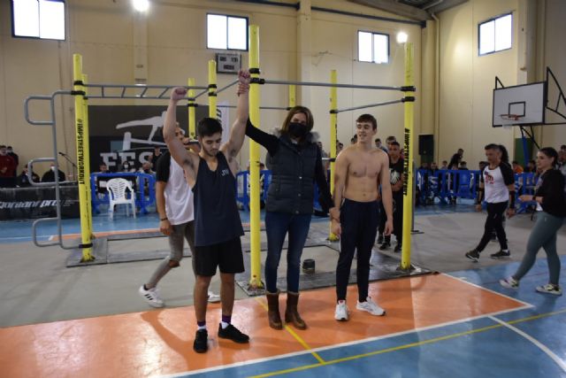Archena se convirtió hoy en la capital mundial de la calistenia, un deporte de tensión y resistencia - 1, Foto 1