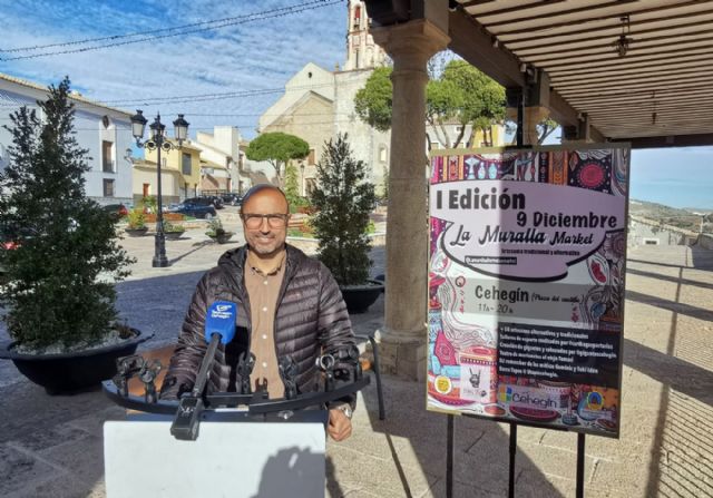 Presentación de la I Edición del Mercadillo La Muralla Market en la Plaza del Castillo - 2, Foto 2