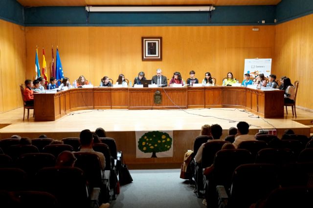 Los más pequeños, protagonistas en el Pleno Infantil y Adolescente del Ayuntamiento de Santomera - 1, Foto 1