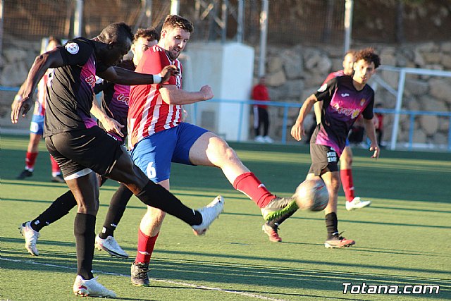 Águilas FC B vence al Olímpico en un partido reñido en la Ciudad Deportiva Valverde Reina, Foto 1
