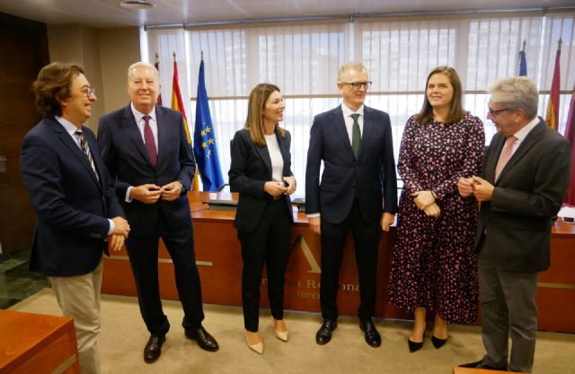 Ruiz Jódar: La Región de Murcia es la tercera comunidad que más invierte en su sistema sanitario pese a ser la que menos financiación recibe para sanidad de todo el país - 1, Foto 1