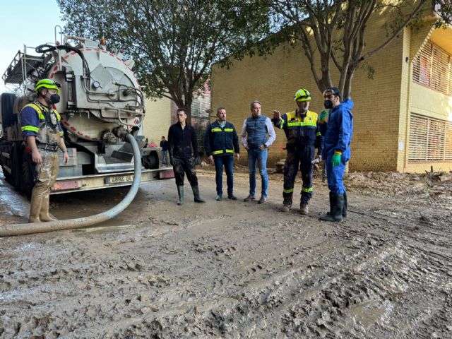 Fulgencio Gil visita Massanassa para supervisar los trabajos de consolidación de estructuras que está realizando el Servicio de Emergencias de Lorca - 4, Foto 4