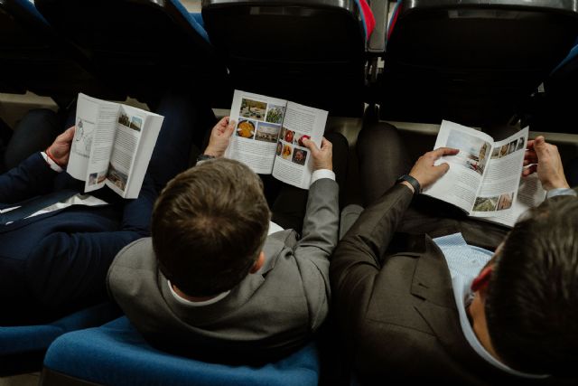 Nuevo éxito en la presentación del libro “De punta a punta” en Fuente Álamo, un viaje por la esencia de la Región de Murcia - 3, Foto 3