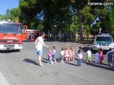 Alumnos de la Escuela Infantil Municipal Clara Campoamor se familiarizan con la labor que realizan los servicios de emergencias - 14