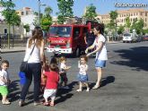 Alumnos de la Escuela Infantil Municipal Clara Campoamor se familiarizan con la labor que realizan los servicios de emergencias - 19
