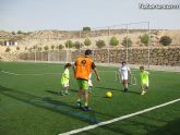 Unos 50 niños y jóvenes participan durante esta semana en el I Campus de Fútbol Punto Pelota que coordina Isaac Jové - 20