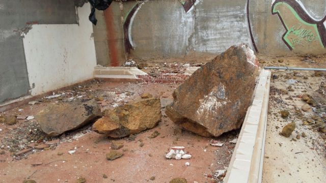 Ciudadanos Cartagena advierte de nuevos desprendimientos en el monte de Las Casillas de El Portús a causa del temporal - 1, Foto 1