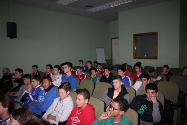 Primera charla del programa de formación para jugadores, padres y entrenadores - 2, Foto 2
