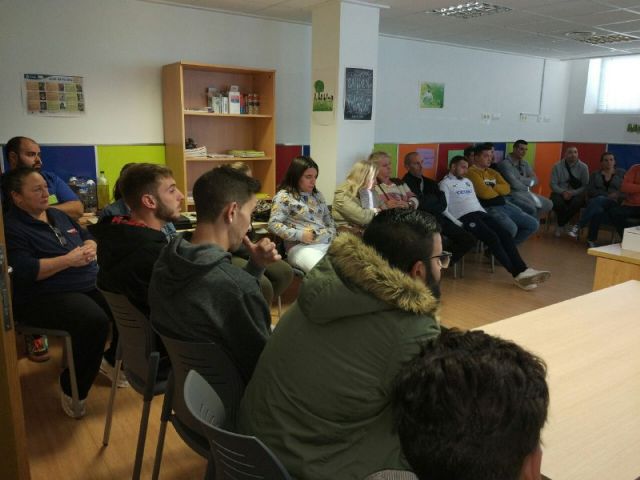 El Candil conmemoró el día internacional de la eliminación de la violencia contra la mujer, Foto 6