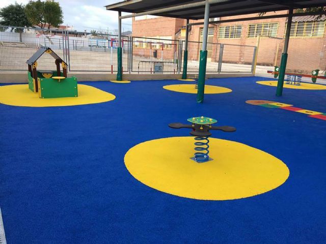 Concluyen las obras del nuevo parque infantil del 'Vista Alegre' - 2, Foto 2