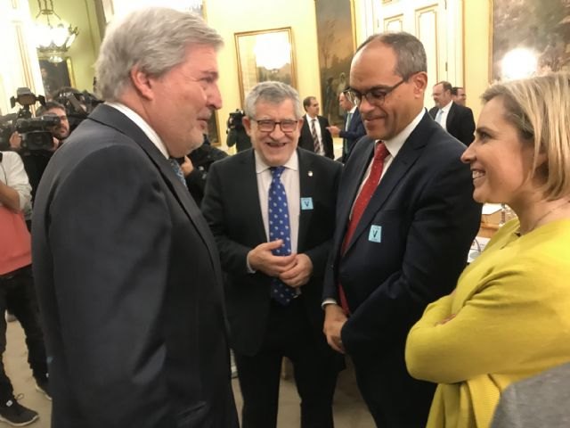 La Conferencia de Educación trabaja el reglamento nacional de acceso a cuerpos docentes para convocar oposiciones - 2, Foto 2