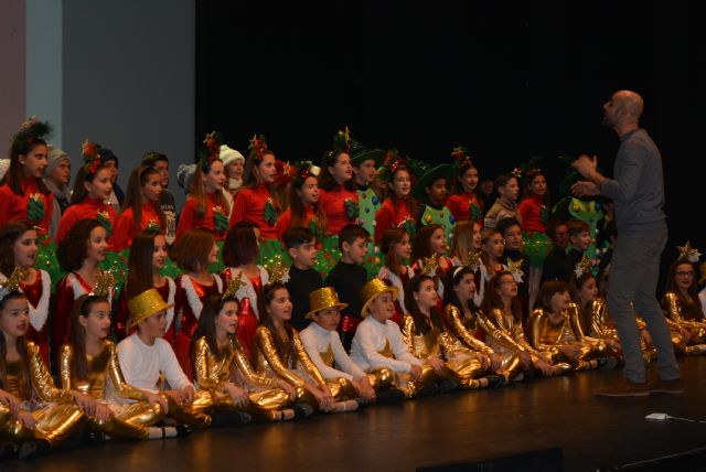 La gala solidaria del Carlos V logra recaudar 2.658 euros para la Asociación Alzheimer Águilas - 1, Foto 1