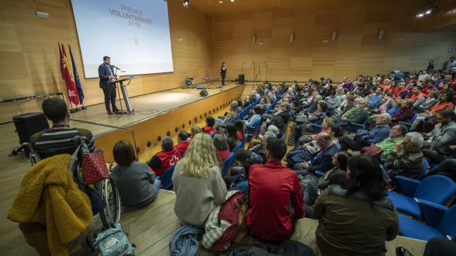 López Miras anuncia la puesta en marcha de un Plan de Formación del Voluntariado para mejorar la labor que realiza este colectivo - 2, Foto 2