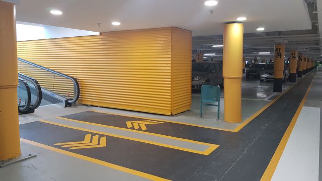 El centro comercial Carrefour Zaraiche reabre su aparcamiento tras una completa remodelación - 1, Foto 1