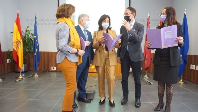 La Delegación del Gobierno edita una guía para reforzar la asistencia y protección de víctimas de trata de seres humanos con fines de explotación sexual - 2, Foto 2