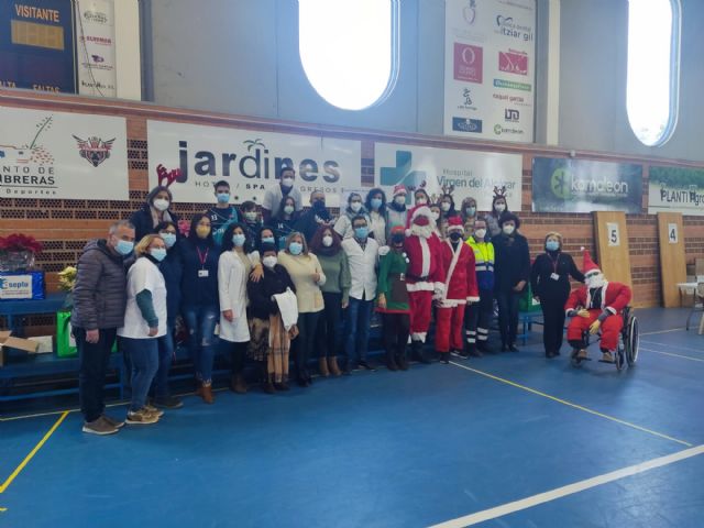 Gran ambiente y tarde de nervios en el Centro de Vacunación de Puerto Lumbreras - 1, Foto 1