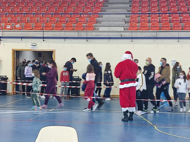Gran ambiente y tarde de nervios en el Centro de Vacunación de Puerto Lumbreras - 2, Foto 2