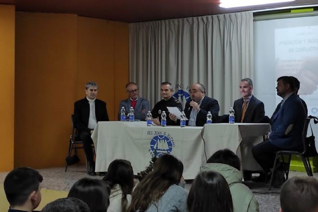 La ESPAC organiza una jornada sobre mediación y resolución de conflictos en el IES Elcano - 1, Foto 1