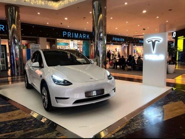 TESLA abre 4 nuevas tiendas pop-up temporales en España - 2, Foto 2