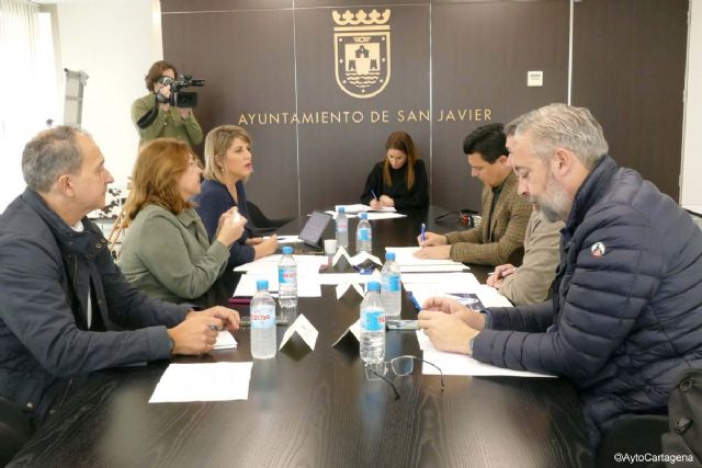 Cartagena ha extraído del Mar Menor una media diaria de 1 tonelada de biomasa desde agosto - 1, Foto 1