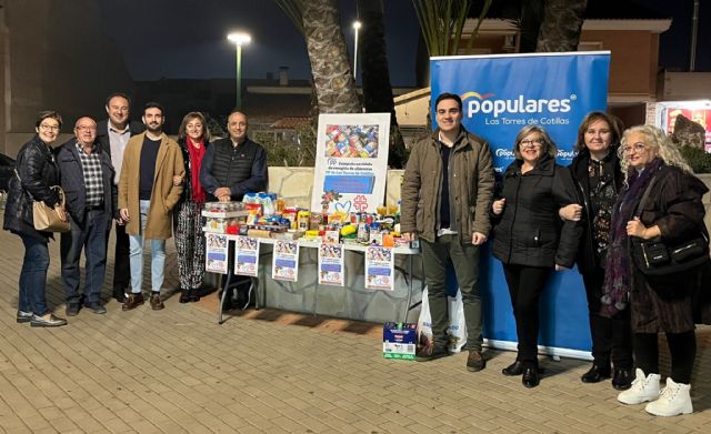 Corazones solidarios en Las Torres de Cotillas a beneficio de Cáritas - 1, Foto 1