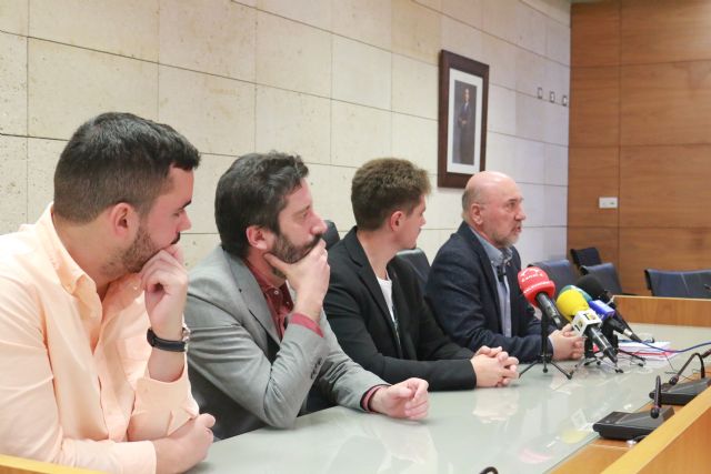 Ganar Totana - IU-Verdes exige a López Miras más inversión en CEIP Tierno Galván y otros centros escolares, Foto 1