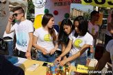 Los alumnos del colegio Reina Sofía y el IES Prado Mayor promocionan los productos de sus jóvenes empresas en el mercadillo semanal de Totana - 24