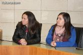 Ocho estudiantes de la Universidad de Murcia firman un convenio de colaboración para participar en un programa de refurzo educativo - 4