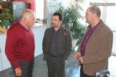 El profesor de la Universidad Carlos III y dirigente de IU, Pedro Chaves Giraldo, visitó Totana - 4