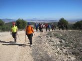Una veintena de senderistas participaron en la ruta organizada por Deportes en Sierra Espuña por el término municipal de Pliego - 20
